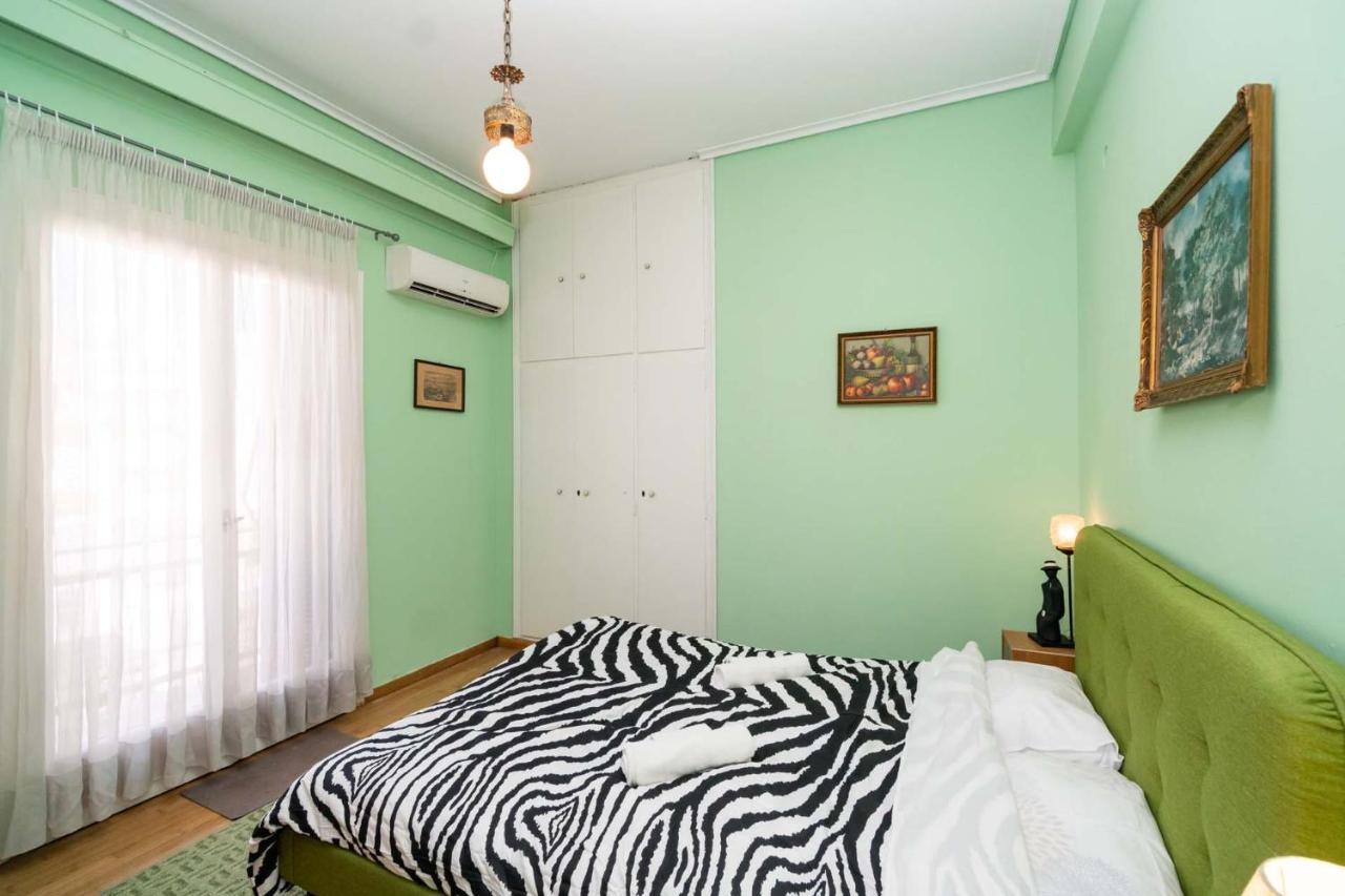 Acropolis View Vintage Style Apartment In Koukaki Atenas Exterior foto